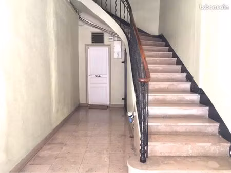 bureau ou local 10m2 rue paradis