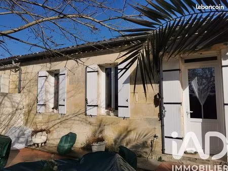 chateau 8 pièces 90 m²