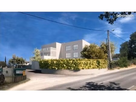 locaux commerciaux / bureaux neufs à louer peypin 20 à 600 m² parking