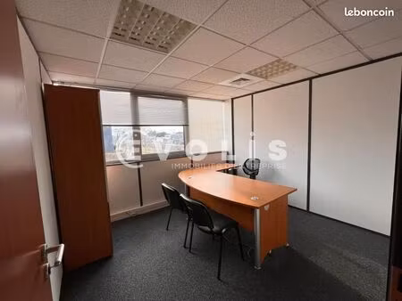bureaux 286 m²