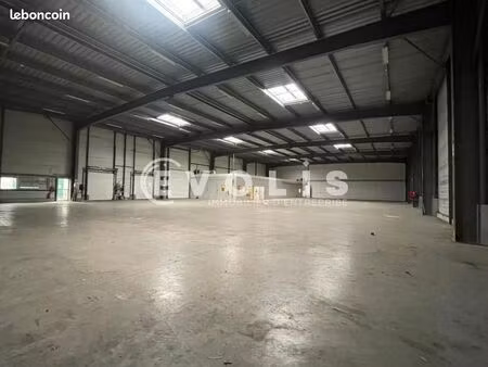 local logistique 6 224 m²