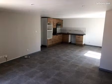 t3 80 m² avec jardin