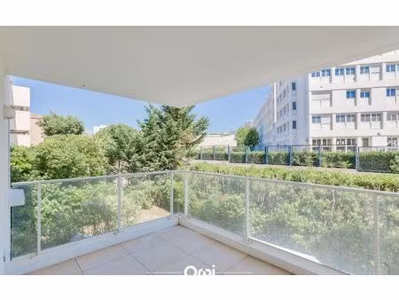 location appartement  61.35 m² t-3 à marseille 9  1 007 €