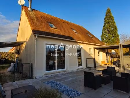 pavillon 5 chambres avec piscine