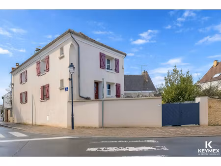 maison frepillon 6 pièces - 4 chambres- sous-sol total