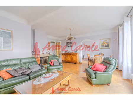 maison familial 4 chambres + 1 bureau quartier recherché