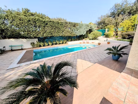 vente maison 7 pièces 200 m² saint-gély-du-fesc (34980)