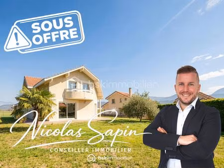 maison de 143 41 m² à varces-allieres-et-risset