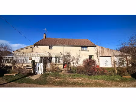 maison - 131 m2 - vic de chassenay