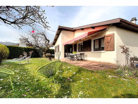 vente maison 4 pièces  87.00m²  chambéry