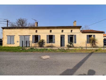 belle maison en pierre rénovée - 220m2 5 chambres - gauriagu