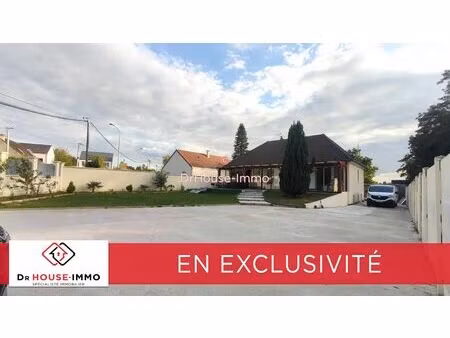 pavillon 8 pièces 177 m² avec grand terrain 800m²