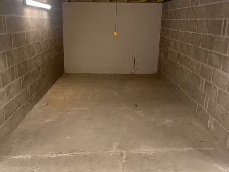 garage parking box garde meuble