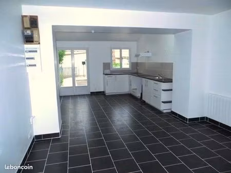 maison  au calme  proche accès sud iii