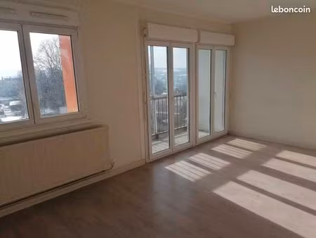 appartement 4 pièces 65 m²