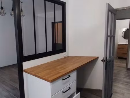 loue appartement t2 dans maison de village le val