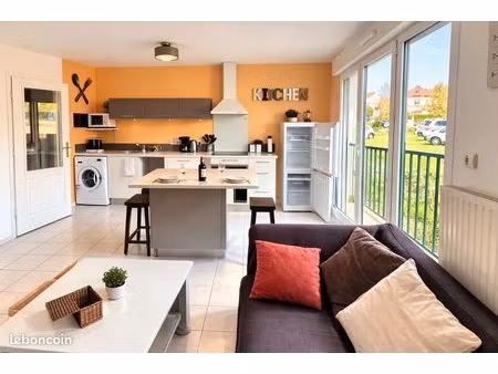 grand studio lumineux 36m2 saint chéron centre