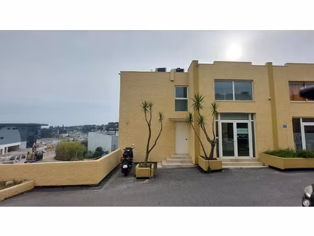 vente locaux professionnels 187.29 m² à antibes (06600)  525 000 €