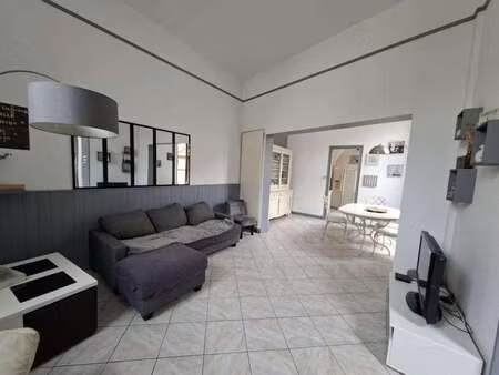 vente maison à sablé-sur-sarthe centre (72300) : à vendre / 142m² sablé-sur-sarthe centre