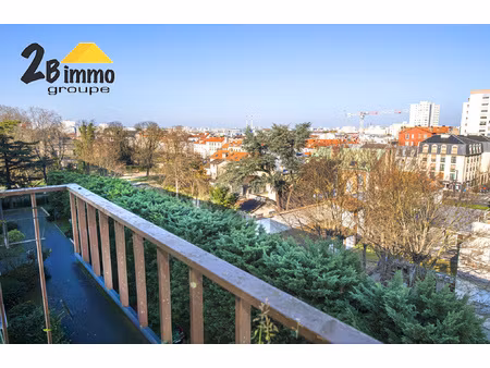 appartement familial 4 chambres - centre-ville