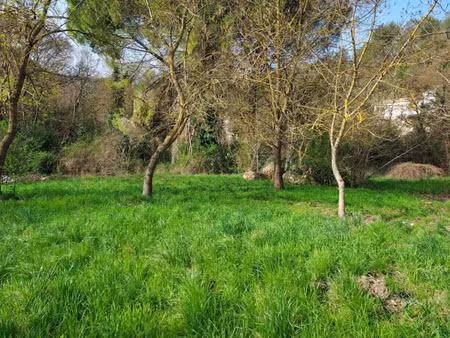 vente terrain 1832 m² à solliès-toucas (83210)  215 000 €