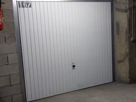 vente parking/box undefined m²