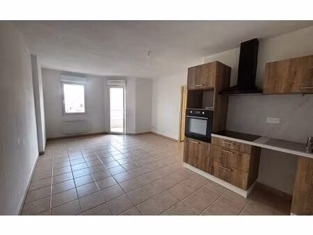 location appartement  41 m² t-2 à carcassonne  480 €