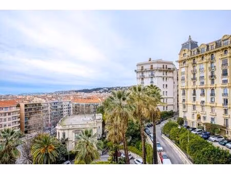 nice cimiez palais bourgeois - 3p - 66 m²