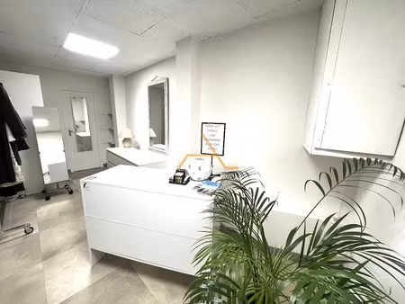 vente immeuble 140 m² à valreas (84600)  180 000 €