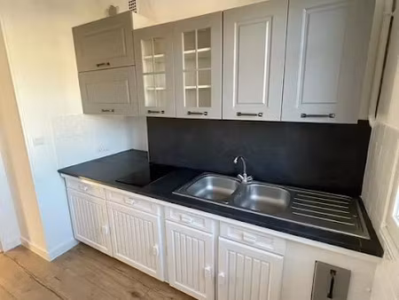 location appartement 1 pièce 36 m² à beauvais (60000)  610 €