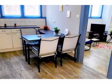 location meublée appartement 2 pièces 32 m² à besançon (25000)  625 €