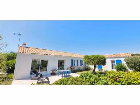 vente maison aux sables-d'olonne (85100) : à vendre / 116m² les sables-d'olonne