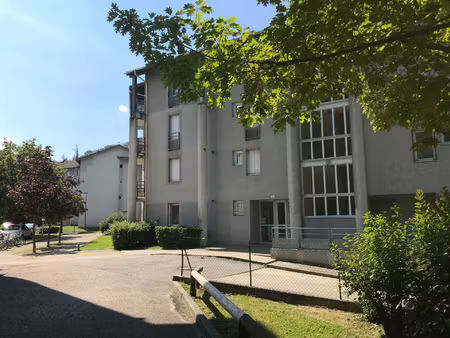 gieres studio 28 m2 rue du petit jean 38610