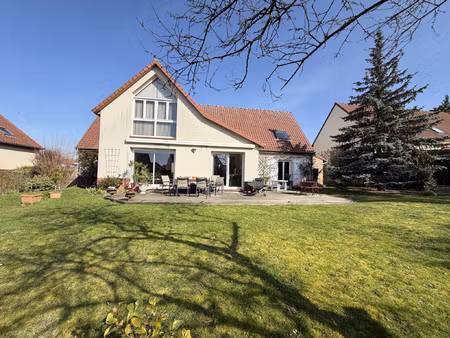 salouel pavillon individuel avec garage et jardin