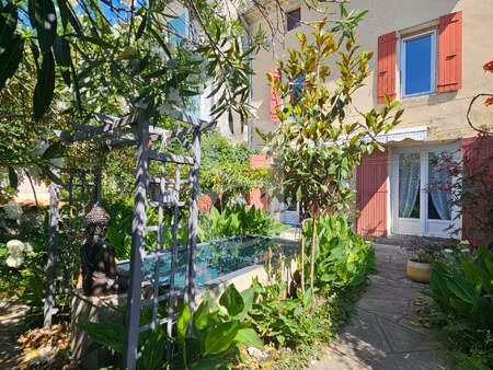 maison de village avec jardin et garage au coeur de sainte cecil