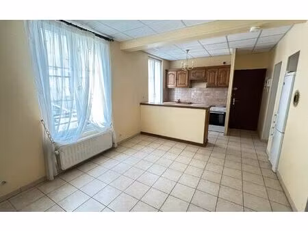 location appartement  53.68 m² t-2 à château-thierry  653 €