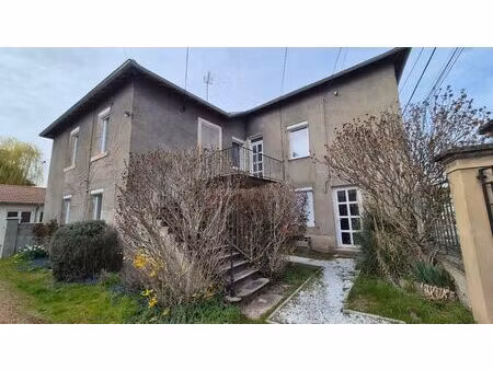 location appartement 1 pièce 20 m² à roanne (42300)