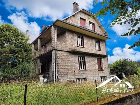 grande maison à restaurer