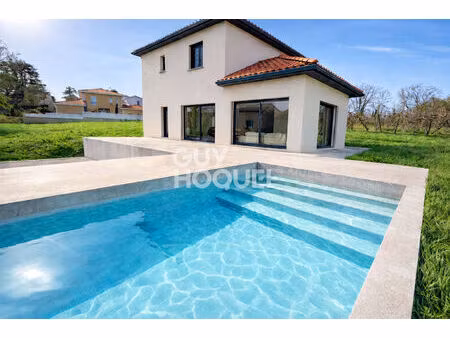 maison contemporaine récente ? centre de chazay-d'azergues