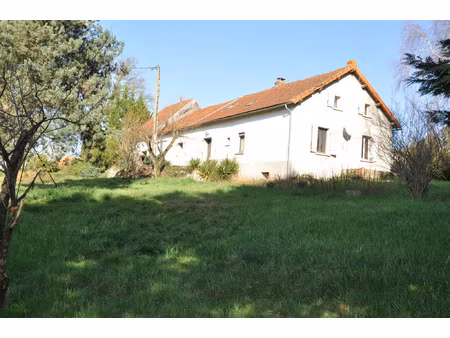 jolie longère à la campagne  avec 6 chambres et 5610 m2 de t