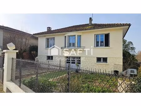 grande villa familiale de 160 m² avec 6 chambres  jardin clos et confort moderne.