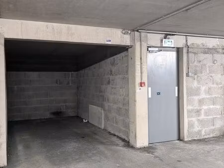 loue parking quartier champ de mars