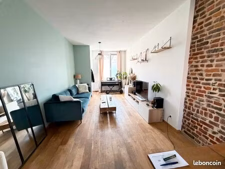 jolie maison meublée de 80m2 avec un extérieur à la madeleine
