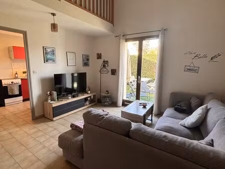 rumilly f2 duplex 42 m ² terrasse parking 730 euros cc