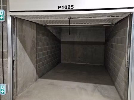 garages fermés – résidence sécurisée centre-ville de gex