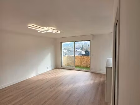 grand f3 de 73m2 honfleur centre ville-vue dégagée pont de normandie