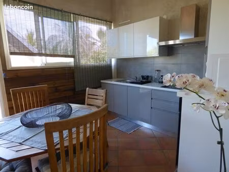 loue bel appartement spacieux