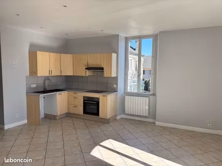 appartement f3 hyper centre pontacq