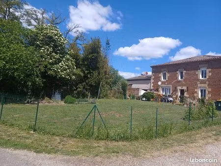 fauguerolles  t3 85 m2 parfait etat