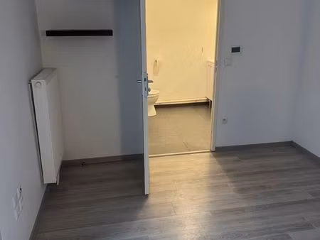 studio wasquehal- proche métro - tram